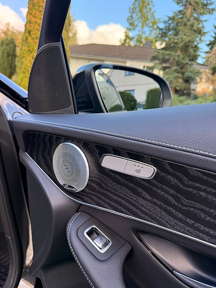 Mercedes-Benz GLC 300 e 20 of 30