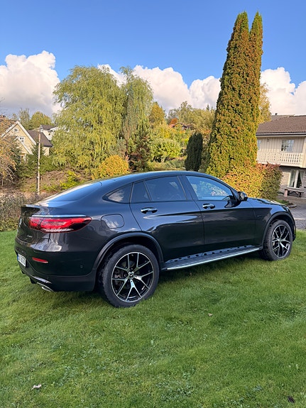 Mercedes-Benz GLC 300 e 4 of 30