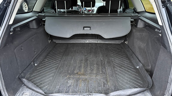Ford Mondeo 16 of 16