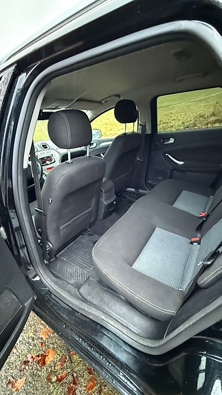 Ford Mondeo 15 of 16