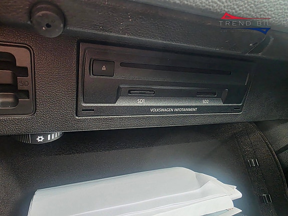 Volkswagen Passat 20 of 23