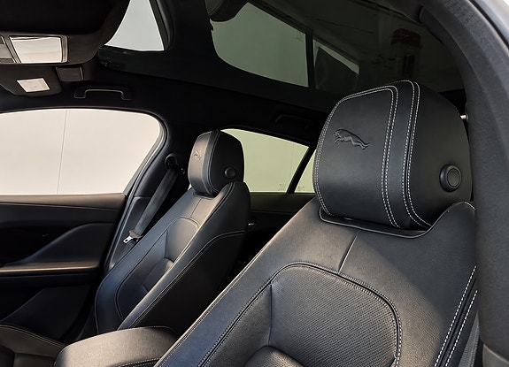 Jaguar I-PACE 12 of 12
