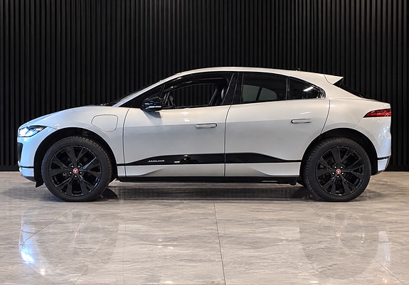 Jaguar I-PACE 3 of 12