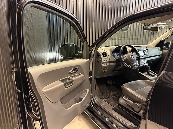 Volkswagen Amarok 20 of 30