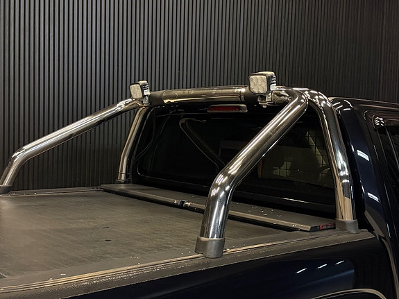 Volkswagen Amarok 17 of 30