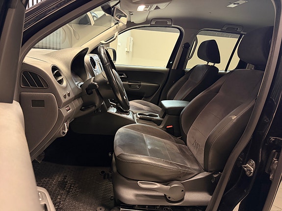 Volkswagen Amarok 23 of 30
