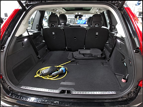 Volvo XC90 21 of 23