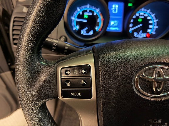 Toyota Land Cruiser 20 of 30