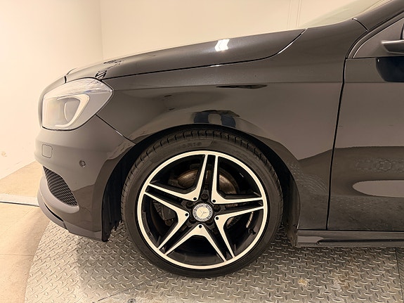 Mercedes-Benz A 200 11 of 30