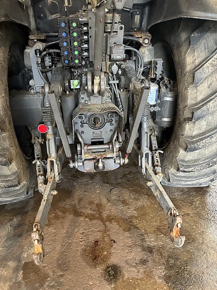 Valtra N175 6 of 16