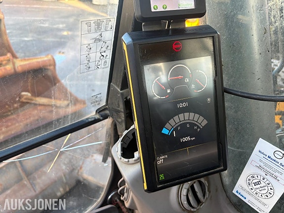 Volvo ECR145EL 13 of 30