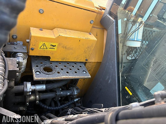 Volvo ECR145EL 29 of 30