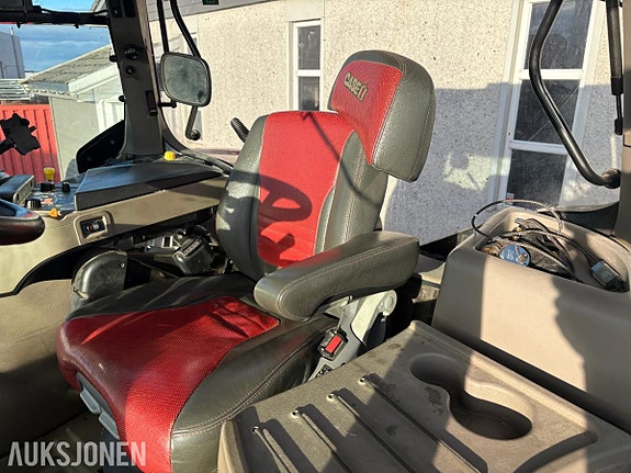CASE IH Optum 300CVX 15 of 30