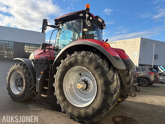 CASE IH Optum 300CVX 8 of 30