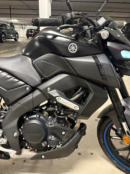 Yamaha MT-125 4 of 10