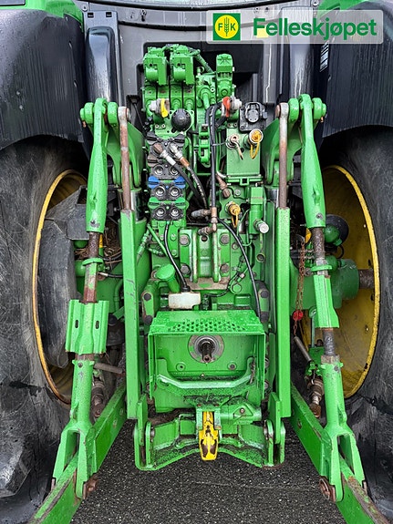 John Deere 6215R Ultimate 12 of 16