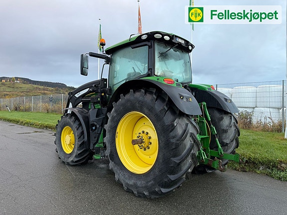 John Deere 6215R Ultimate 5 of 16
