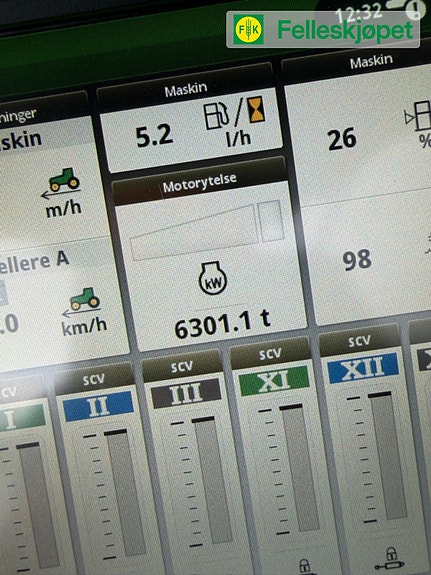 John Deere 6155R Ultimate Edition 7 of 8