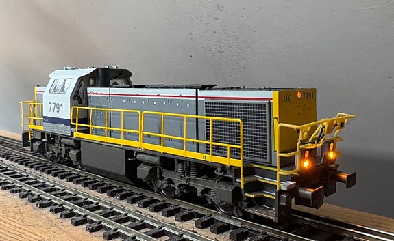 Mehano Prestige H0 - T285 8967 - Diesel-elektrisk lokomotiv (1) - Spesialutgave