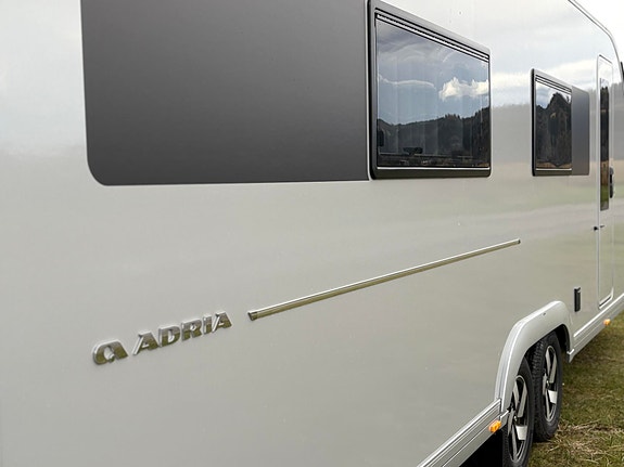 Adria Alpina 663HT / NYHET / ROMSLIG VOGN / STORT BAD BAK / CITY VANN! 6 of 30