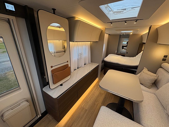 Adria Alpina 663HT / NYHET / ROMSLIG VOGN / STORT BAD BAK / CITY VANN! 20 of 30