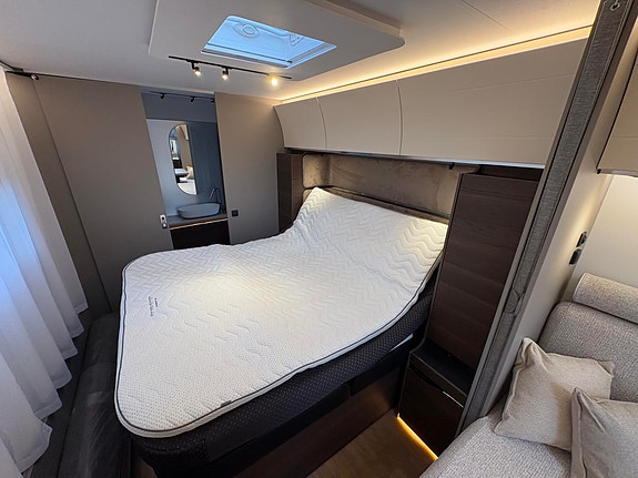 Adria Alpina 663HT / NYHET / ROMSLIG VOGN / STORT BAD BAK / CITY VANN! 24 of 30