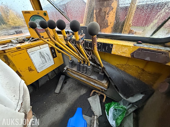 Volvo MK 693 Kran / Baklaster - 7 tonn løftekapasitet 26 of 30