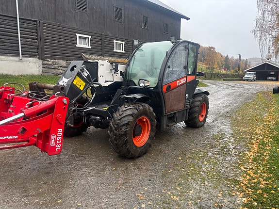 Bobcat TL360 3 of 15