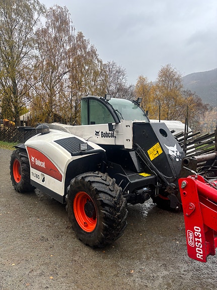 Bobcat TL360 2 of 15