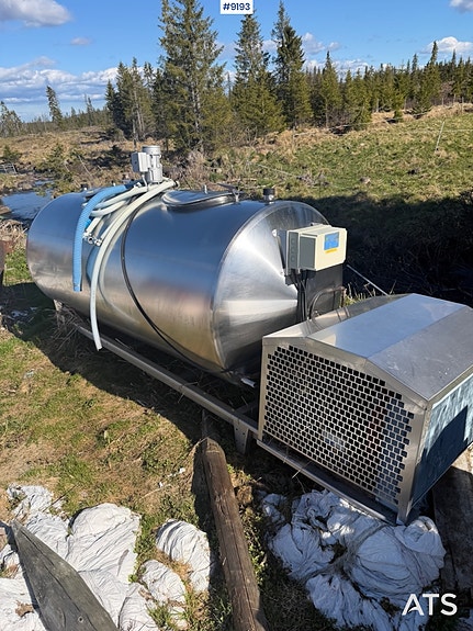 Melketank 1500Liter 2 of 12