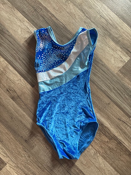 Product image 1 of 8