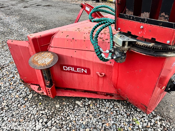 Dalen 2006-110 snøfreser med hydraulisk sving og tut 5 of 14