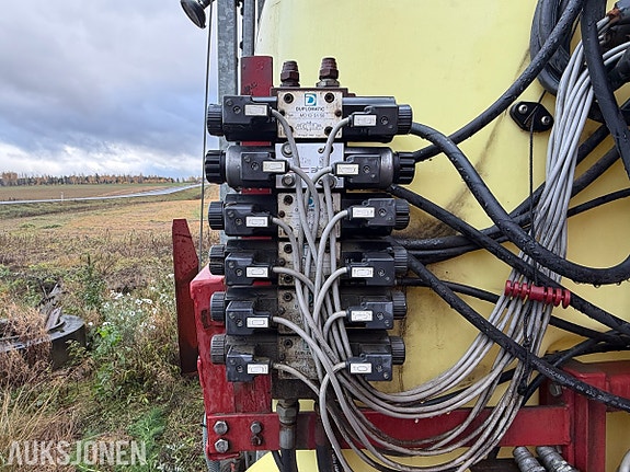 Hardi Åkersprøyte - 1200l - 15m sprøytebredde 13 of 19