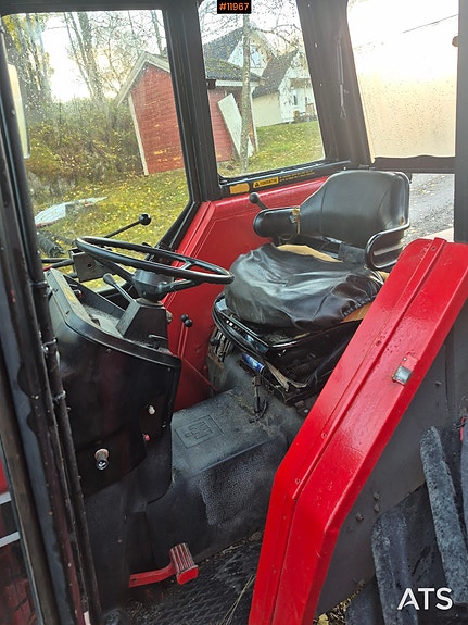 International Harvester IH 584 8 of 15