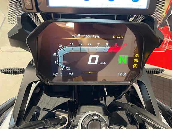 BMW F 750 GS 2 of 30