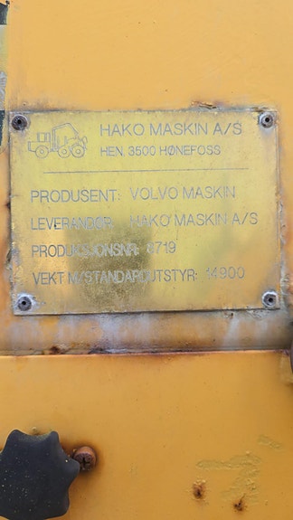 Volvo L90 8 of 10