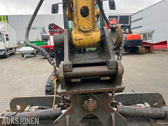 Cat 303.5 minigraver 18 of 30