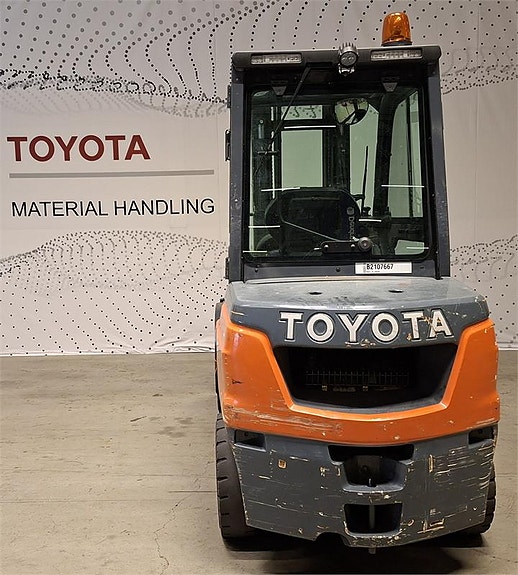 Toyota 52-8FDF30 2 of 4