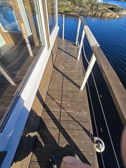 Flytende hytte/ kan ombygges til BADSTUE. 5 of 10