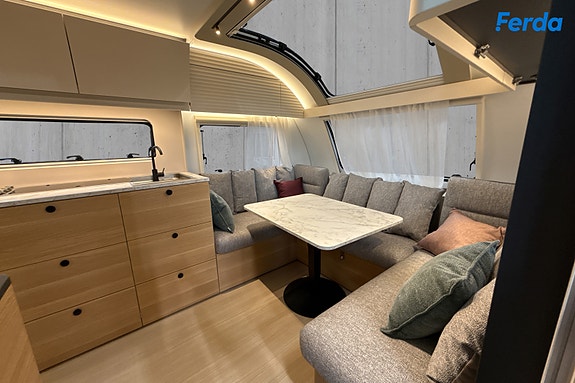 Adria Adora 613 UT 4 of 18