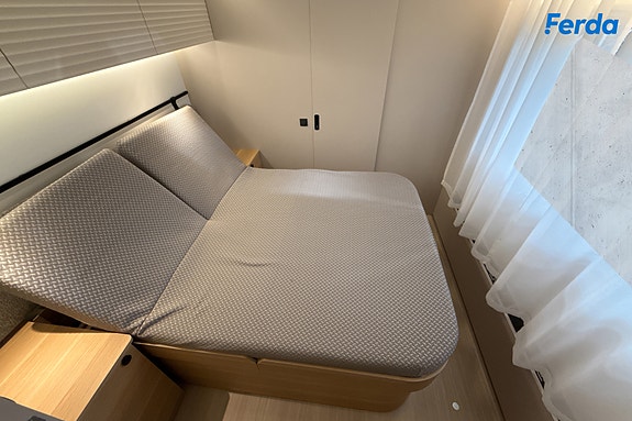 Adria Adora 613 UT 12 of 18