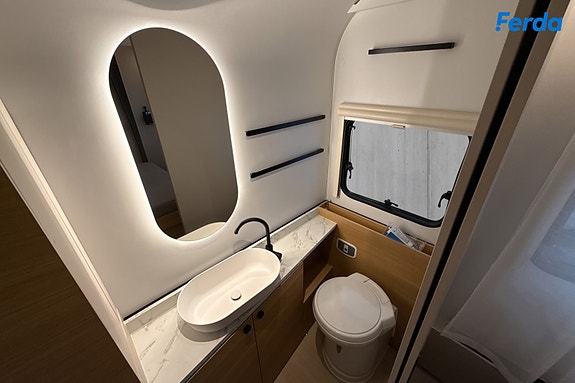 Adria Adora 613 UT 15 of 18