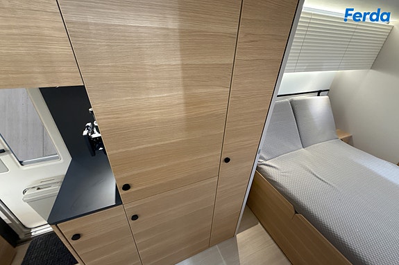 Adria Adora 613 UT 10 of 18