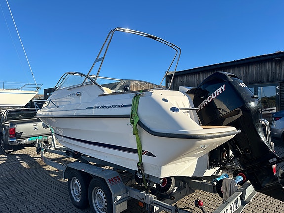 Skibsplast 655 Selected – 2007 modell med Mercury 115 hk 2 of 11