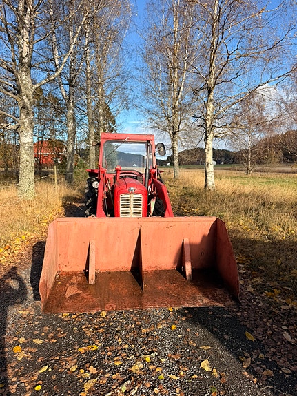 Massey Ferguson 35X 3 of 26