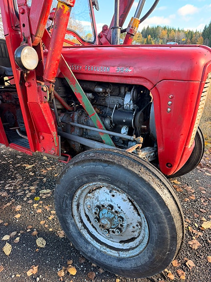 Massey Ferguson 35X 5 of 26