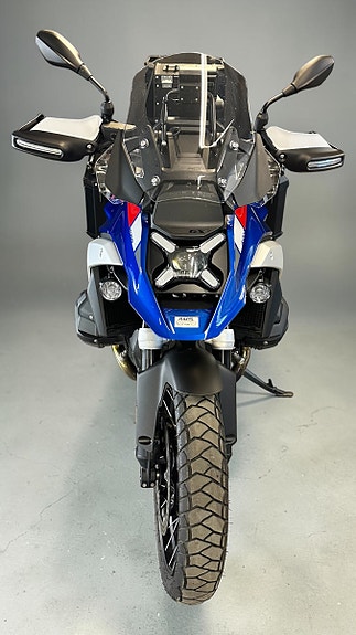 BMW DEMO R 1300 GS 3 of 8