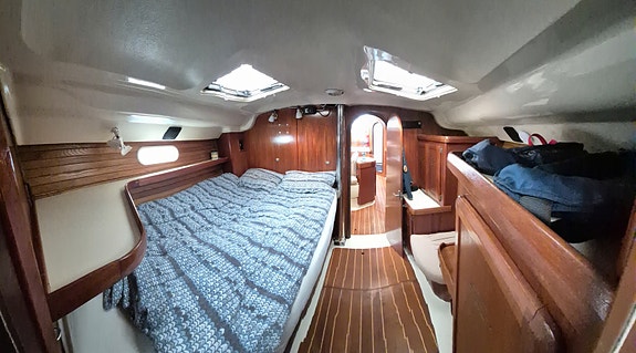 Off-grid Hunter 430 Legend i Spania 13 of 17