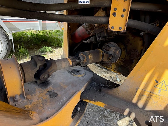 Volvo L50C hjullaster med skuffe, gode dekk og overhalt motor i 2018! 12 of 30
