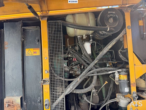 Volvo L50C hjullaster med skuffe, gode dekk og overhalt motor i 2018! 16 of 30